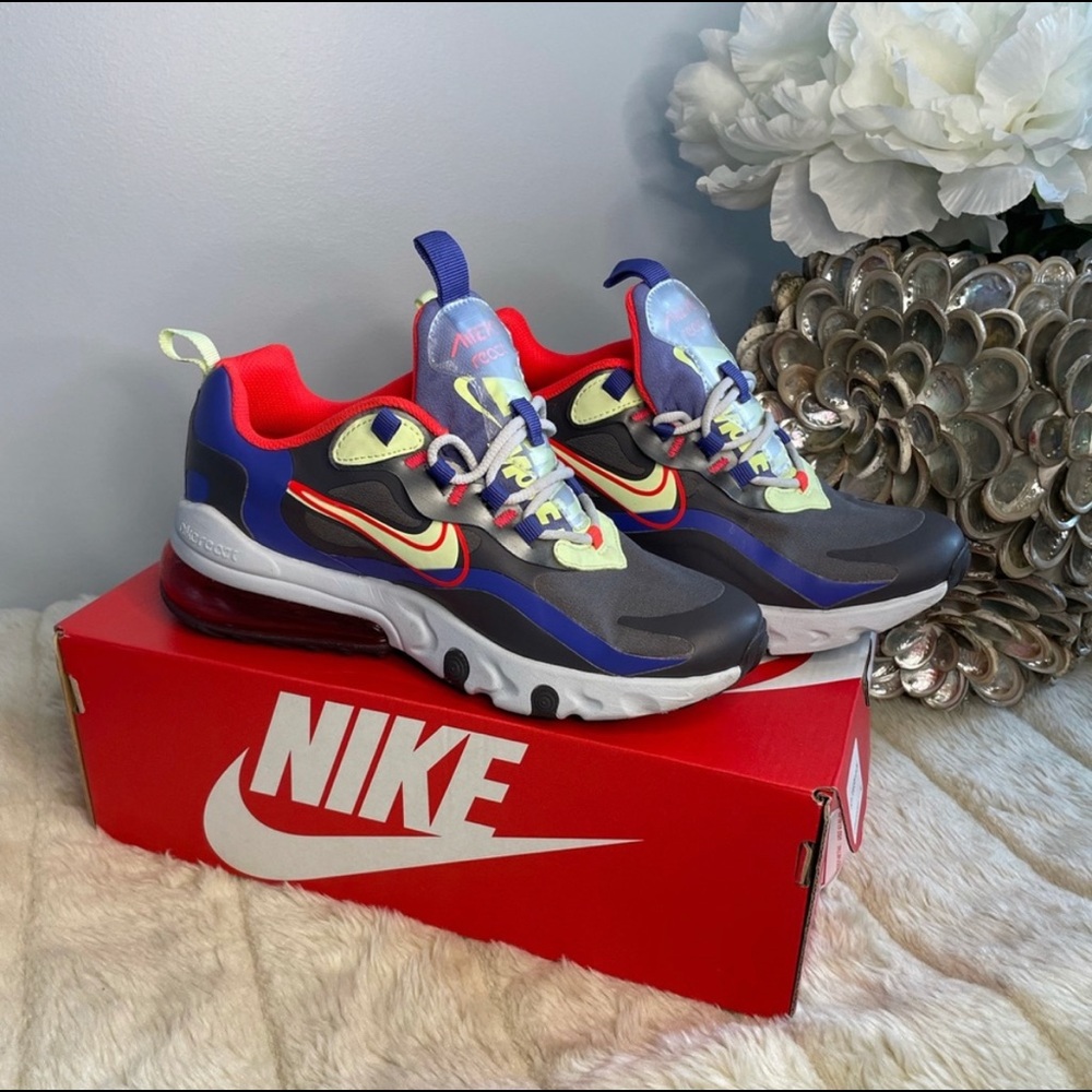 Nike AirMax 270 React Sneakers Size 5Y